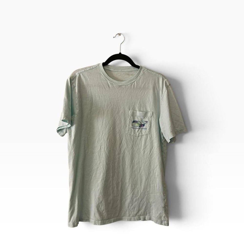 Vineyard Vines Tshirt Size M